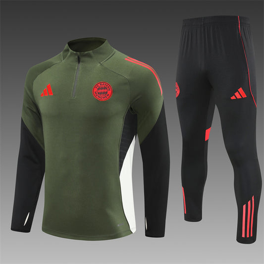 FC BAYERN MÜNCHEN – TRAINING KIT VERDE 2025/26