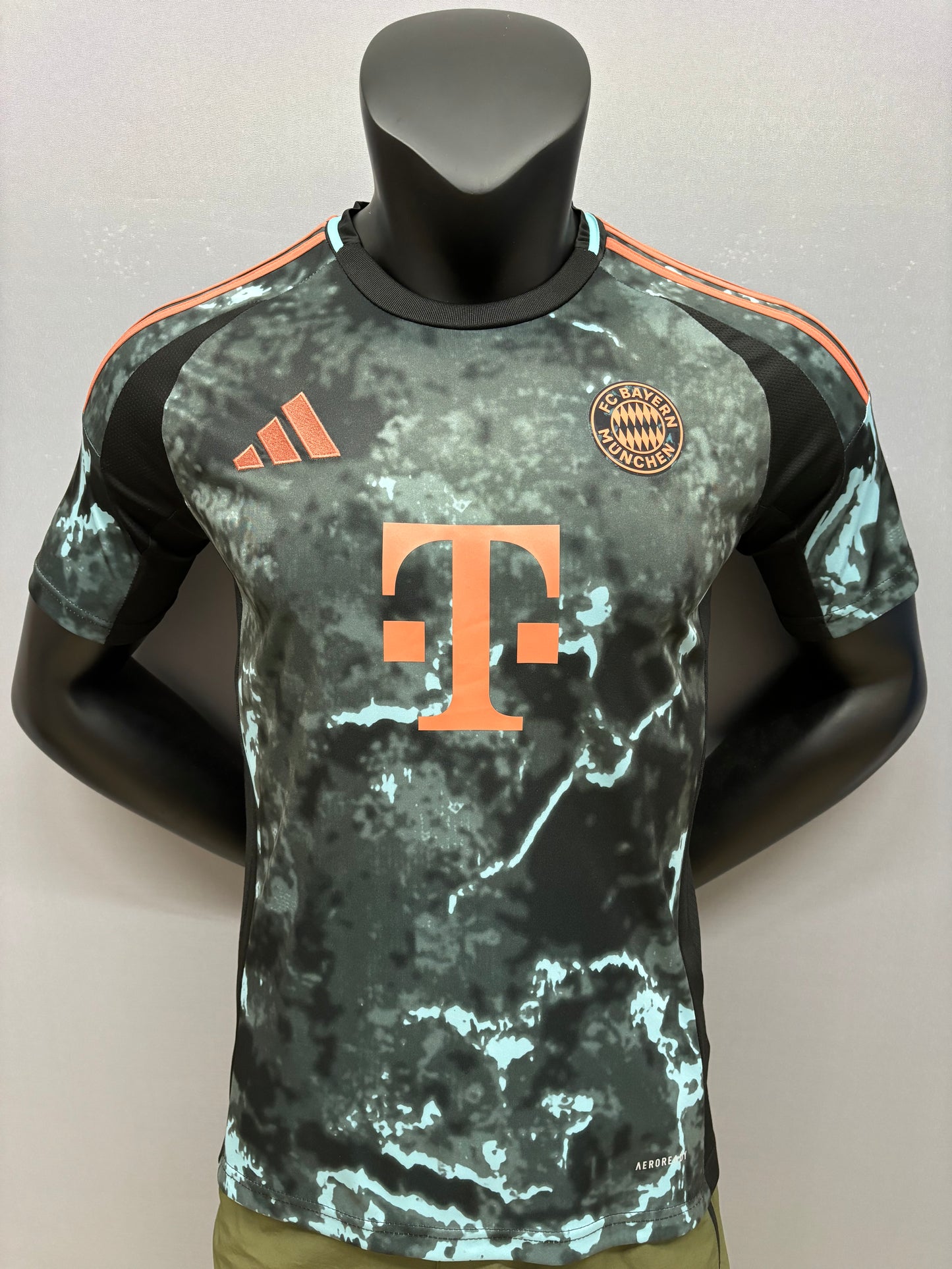 Camiseta Alternativa del Bayern Múnich 2023/2024