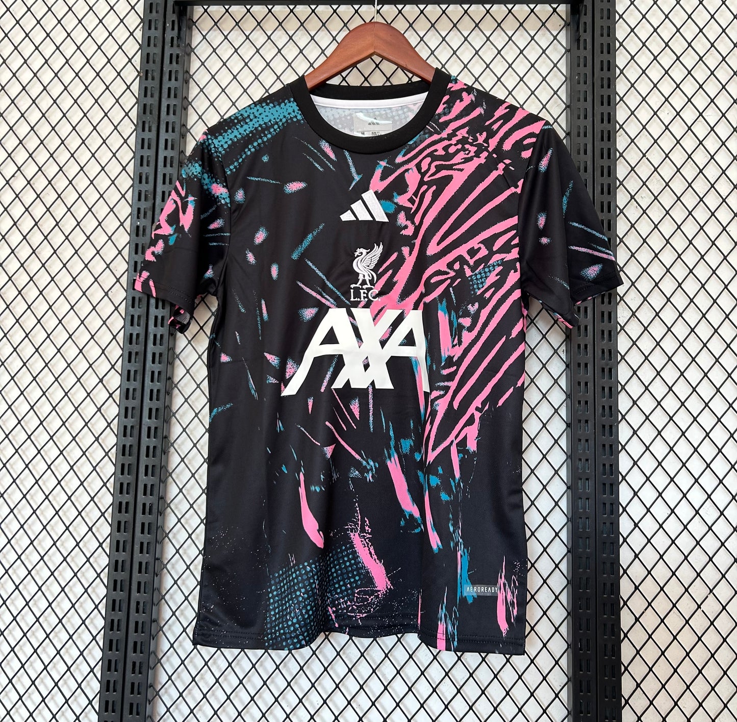 Camiseta Liverpool FC 2026/2027 Edición Especial Negra – Diseño Gráfico Adidas