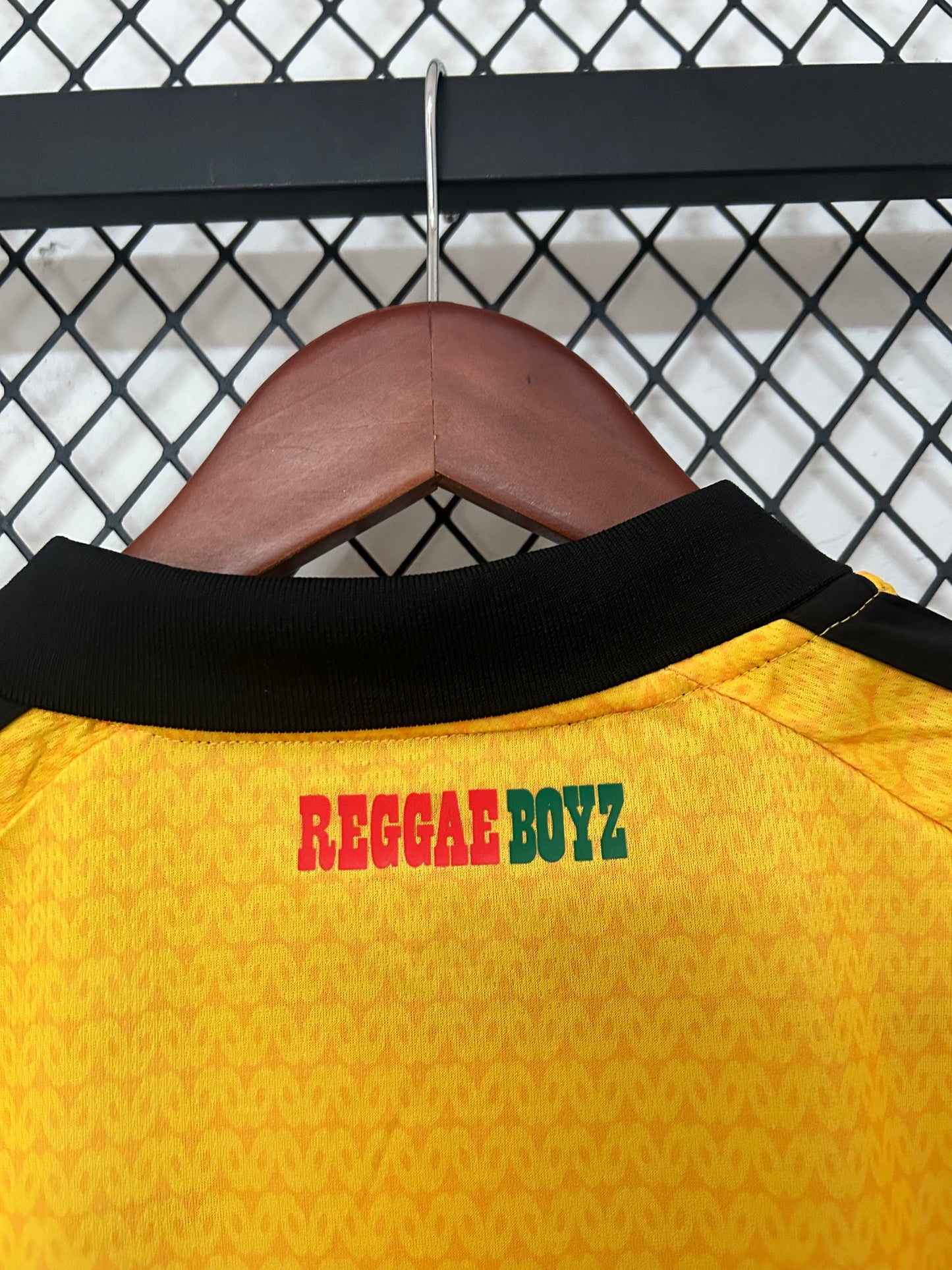 Camiseta Jamaica 2025/2026 Local – Amarilla estilo retro
