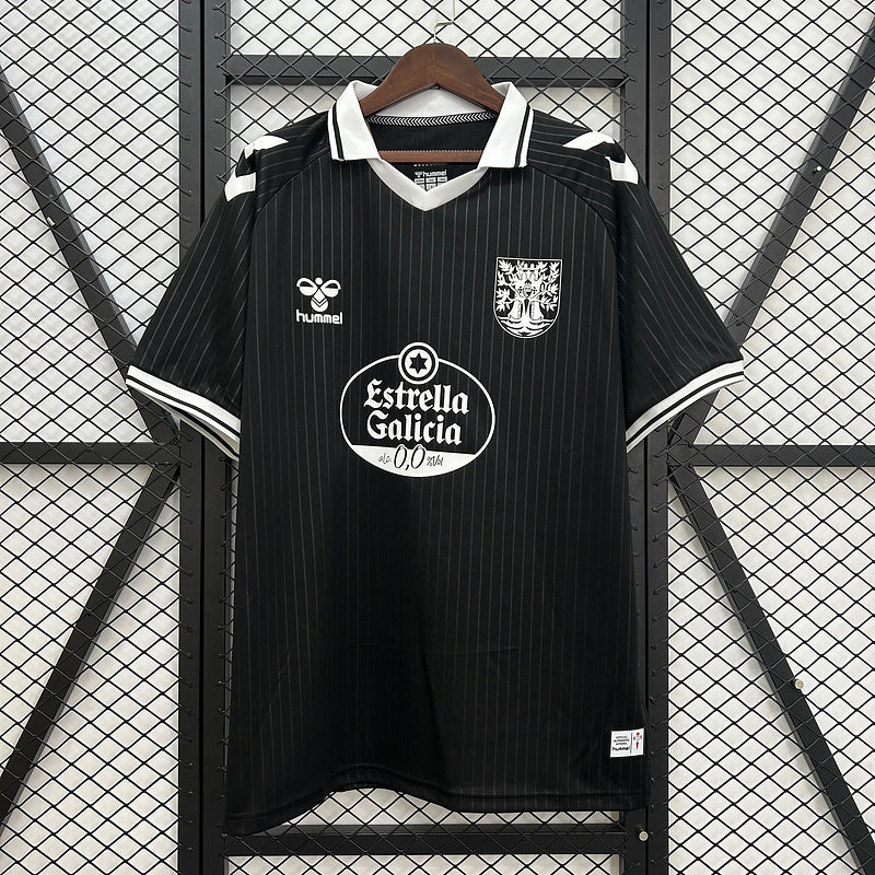 Camiseta Celta de Vigo Edición Especial Negra – Temporada 2025/26 (Oficial Hummel)