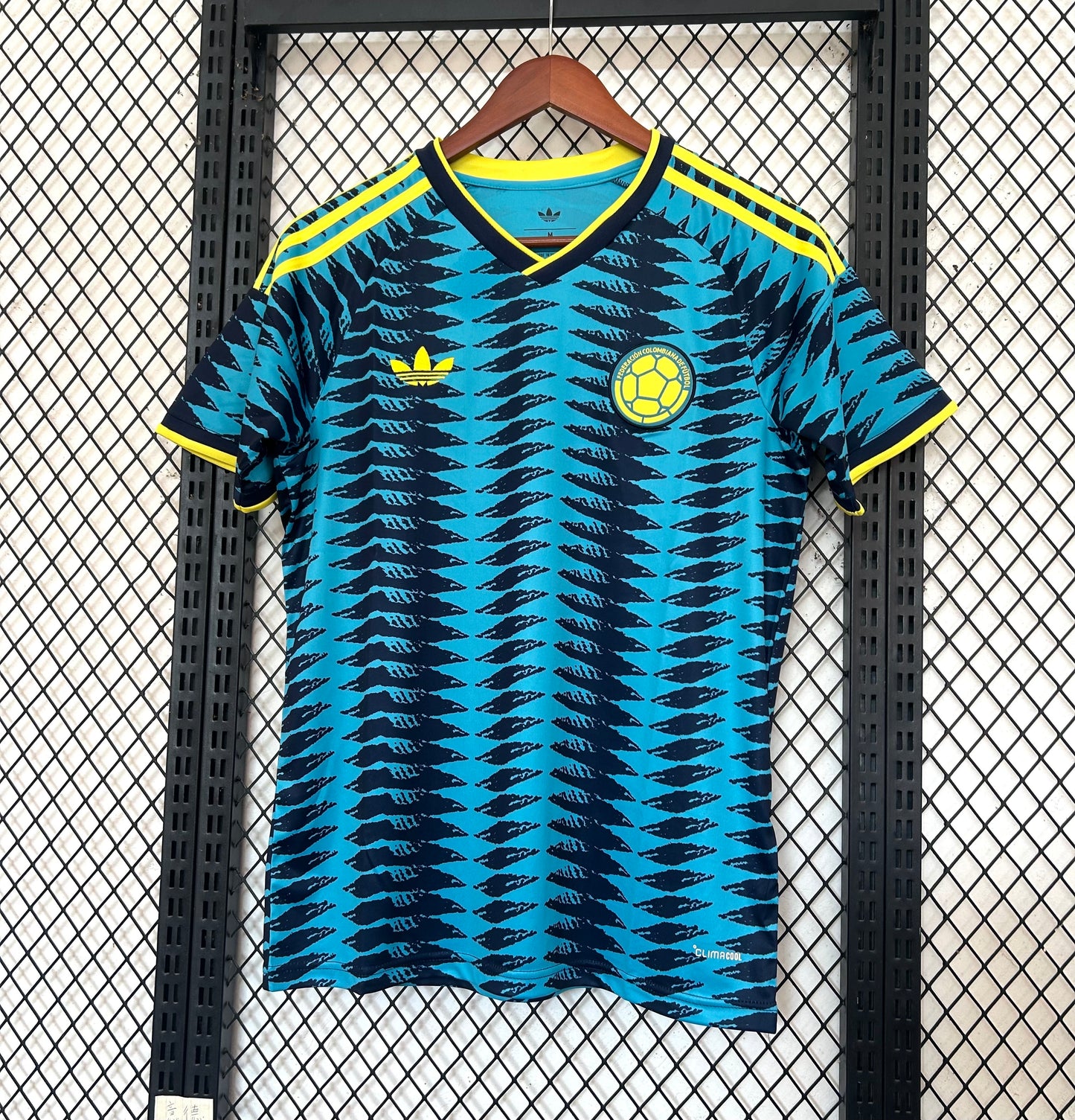 Camiseta Colombia 2025/2026 Alternativa – Azul con detalles Amarillos