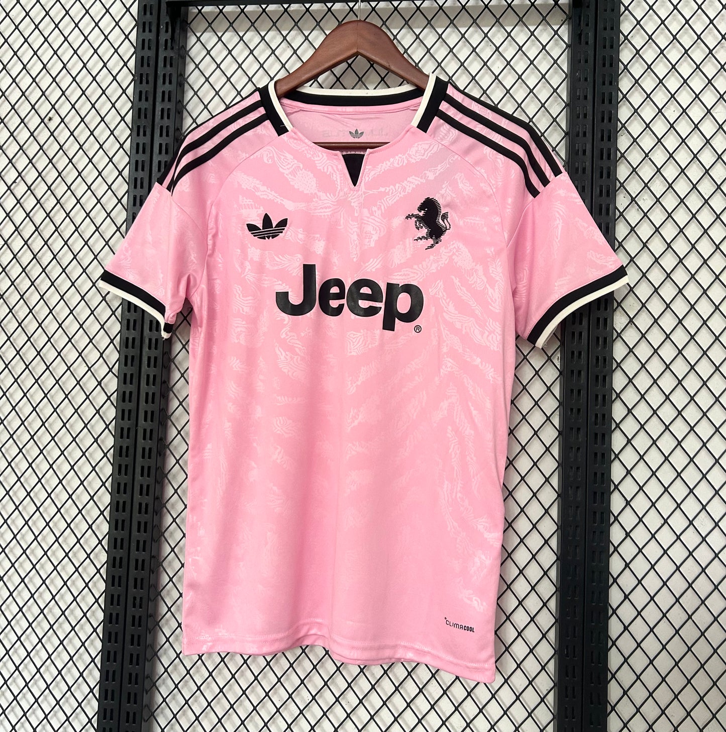 Camiseta Juventus Rosa 2026/27 – Adidas Originals – Jeep