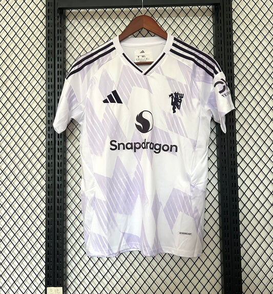 MANCHESTER UNITED 2025 – CAMISETA ALTERNATIVA