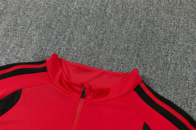 Chándal Manchester United Rojo y Negro 2026/27 – Adidas – Conjunto de Entrenamiento