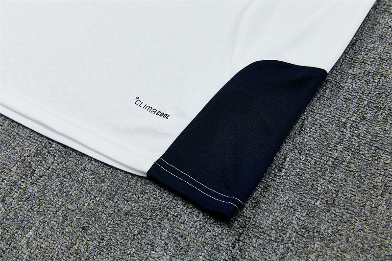 Conjunto Argentina 2025/2026 – Equipación de Entrenamiento Blanca Premium