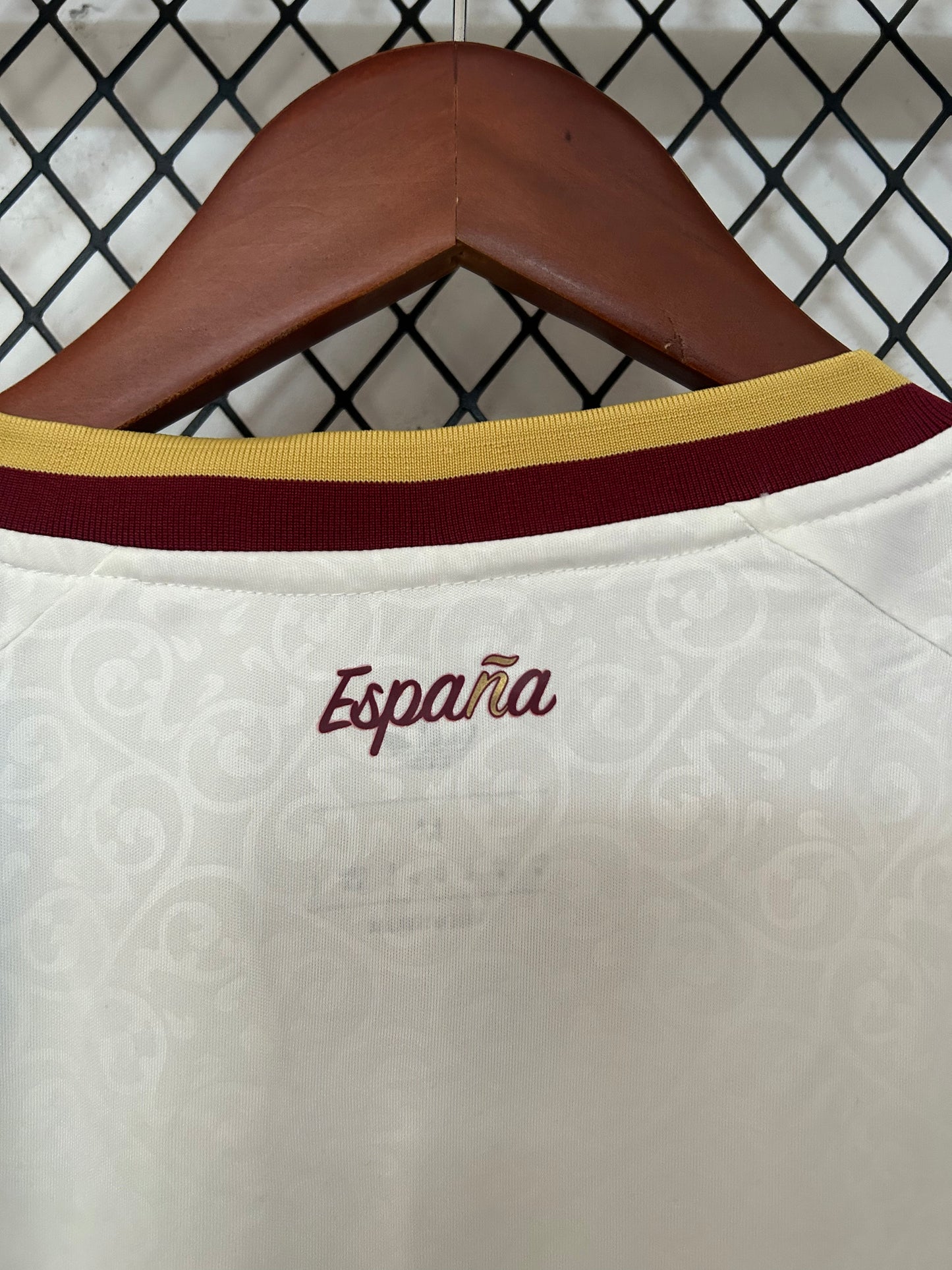 Camiseta España Blanca 2 Estrellas 26/27 – Adidas Originals