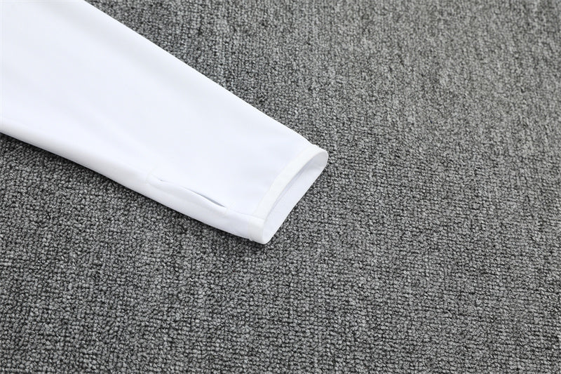 REAL MADRID – CONJUNTO DE ENTRENAMIENTO BLANCO 2025/26