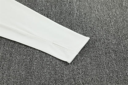 Liverpool 25/26 – chándal de entrenamiento blanco con detalles en rojo