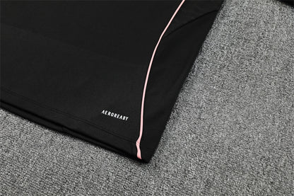 JUVENTUS – KIT DE ENTRENAMIENTO 2025/26