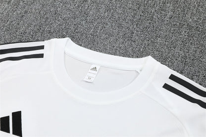 Real Madrid 25/26 Local – Tradición Blanca con Toques Modernos