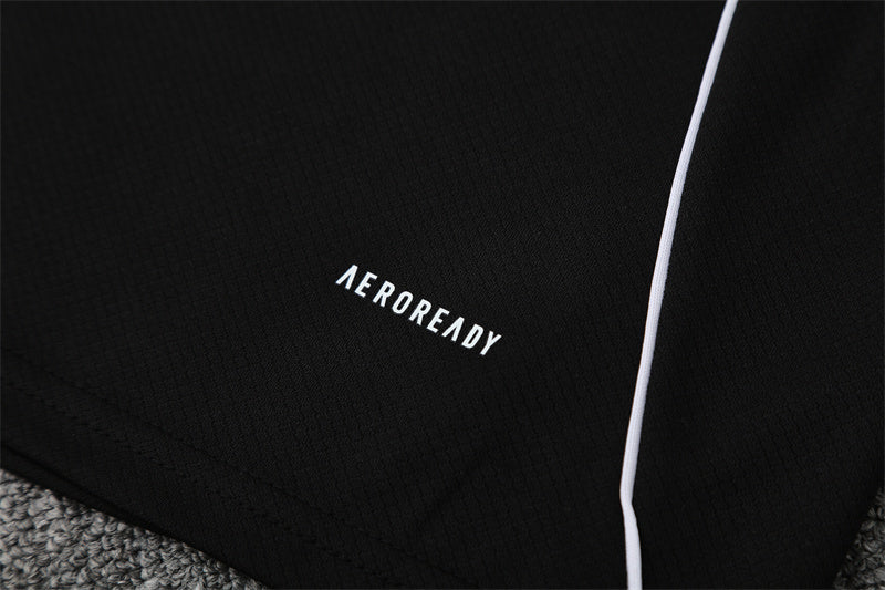 Set Oficial Inter Miami Local 25/26 – Estilo Total Black con Detalles de Precisión