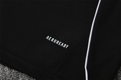 Set Oficial Inter Miami Local 25/26 – Estilo Total Black con Detalles de Precisión