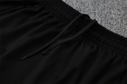 LIVERPOOL FC – KIT DE ENTRENAMIENTO 2025/26