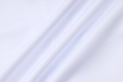 Chándal Bayern Múnich 2025/2026 – Blanco con Gris y Detalles Rojos