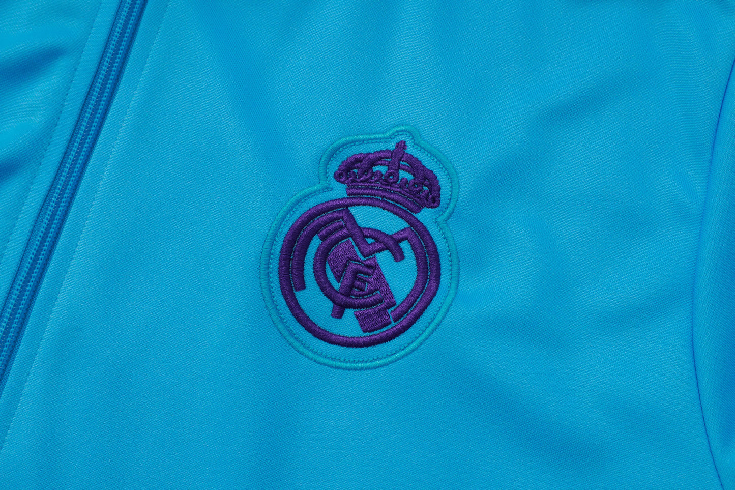 Chándal Retro Real Madrid Azul Claro y Morado 2025/2026