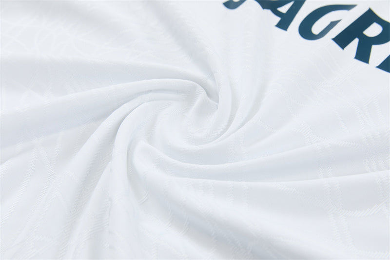 Chándal Selección Portugal Blanco y Verde – Puma – Conjunto de Entrenamiento