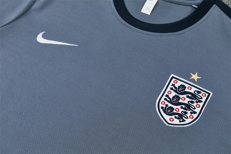 Conjunto Inglaterra 2026/2027 – Gris Entrenamiento
