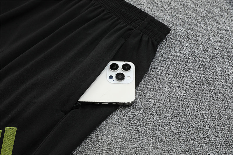 REAL MADRID – KIT DE ENTRENAMIENTO 2025/26