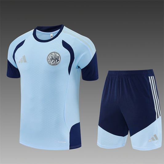 Conjunto Ajax Entrenamiento Azul Claro 26/27