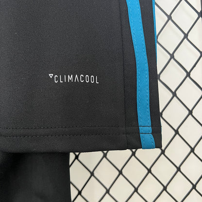 Conjunto Infantil Real Madrid Tercera Equipación – Fly Emirates (Temporada 2017/18)