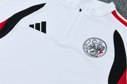 Chándal Ajax Entrenamiento – Blanco, Negro y Rojo