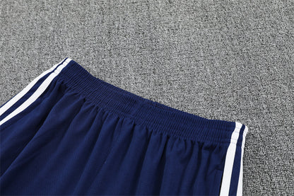 Real Madrid 25/26 – Blanco & Azul Marino