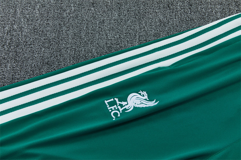 Chándal Liverpool Entrenamiento 2026/27 – Verde y Blanco