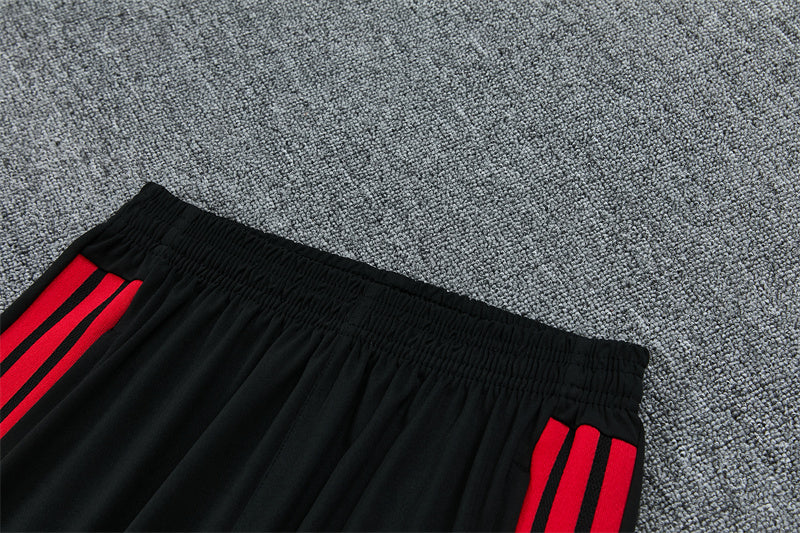 Chándal Manchester United Entrenamiento – Negro y Rojo
