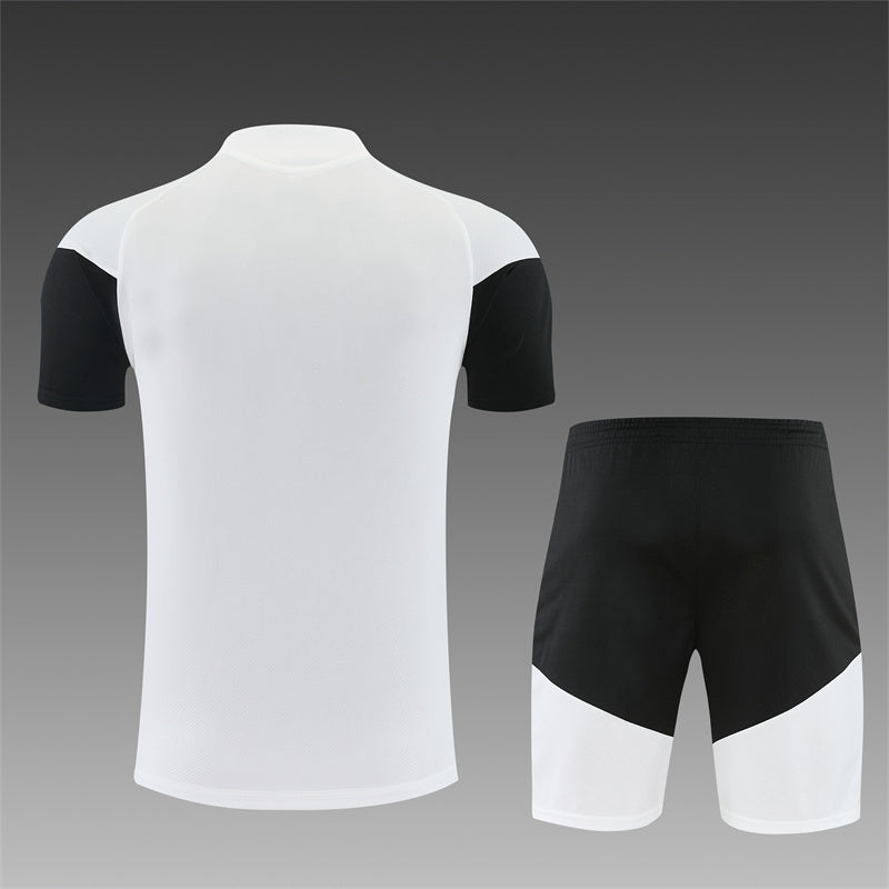 Conjunto Juventus Entrenamiento Blanco 26/27