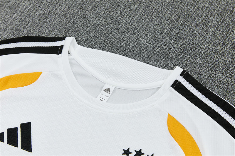 Conjunto Alemania 2025/2026 – Equipación de Entrenamiento Blanca