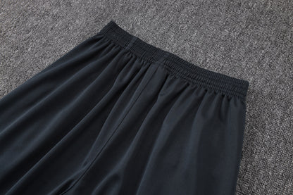 Chándal Real Madrid 2025/2026 – Elegancia Merengue