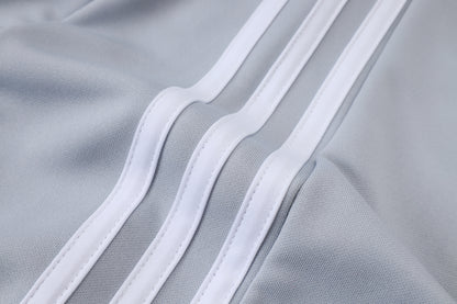 Chándal Real Madrid 2025/2026 – Blanco Perla Adidas