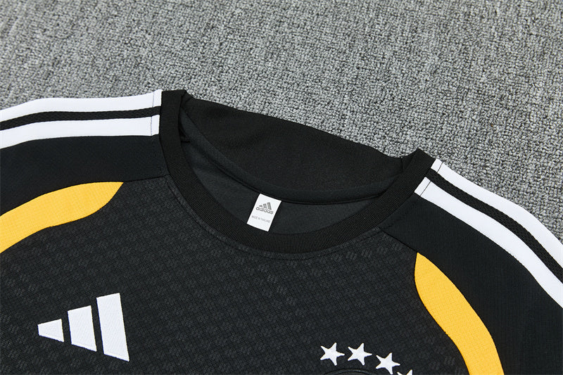 Conjunto Alemania 2025/2026 – Equipación de Entrenamiento Negra