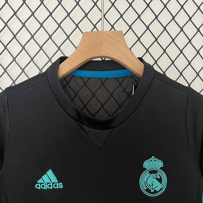 Conjunto Infantil Real Madrid Tercera Equipación – Fly Emirates (Temporada 2017/18)