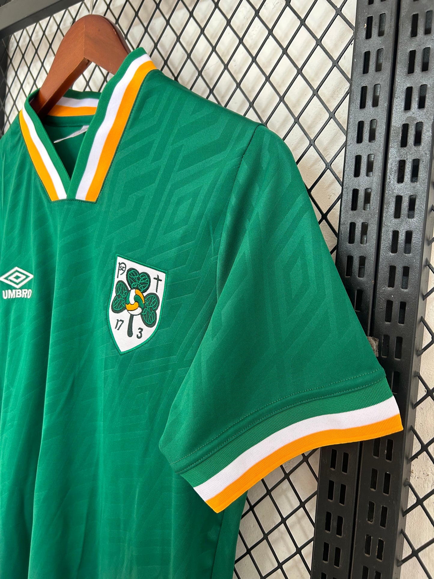 Camiseta Irlanda Retro 1990 – Verde Clásica