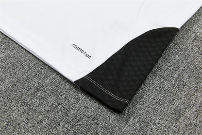 Chándal Liverpool Blanco y Negro 2026/27 – Adidas – Conjunto de Entrenamiento