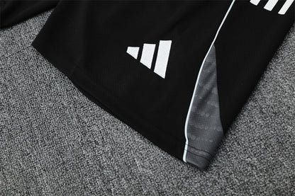 Set Oficial Japón Segunda Equipación 25/26 – Minimalismo Nipón, Máxima Precisión