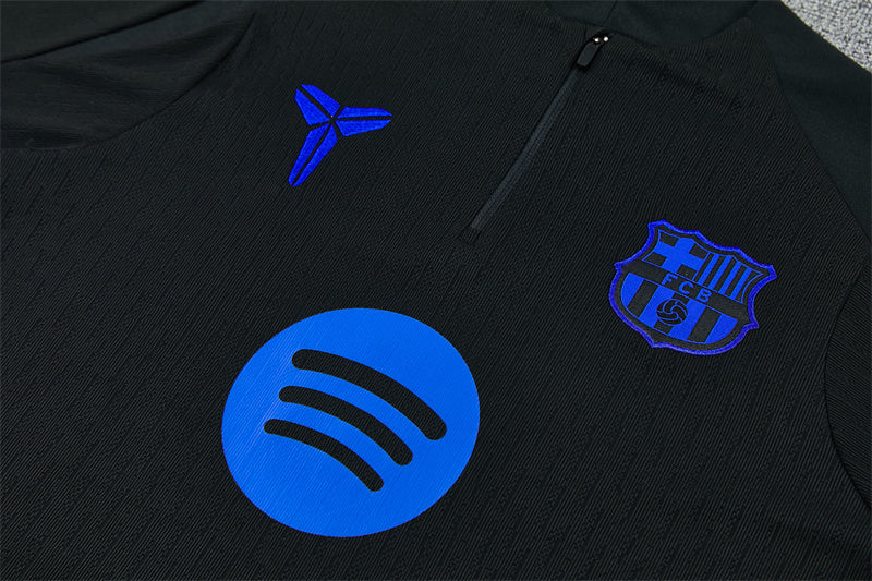 Chándal FC Barcelona 2025/2026 – Entrenamiento Negro con Detalles Azul Eléctrico
