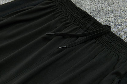 Conjunto Liverpool 2026/2027 – Negro Total Entrenamiento