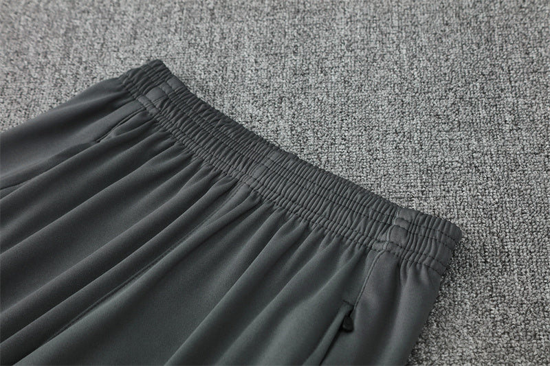 BAYERN MUNICH – KIT DE ENTRENAMIENTO 2025/26