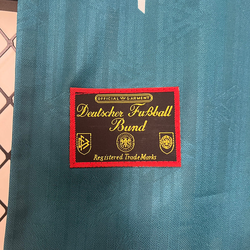 Conjunto Infantil Alemania Retro 1990s – Verde Visitante Adidas