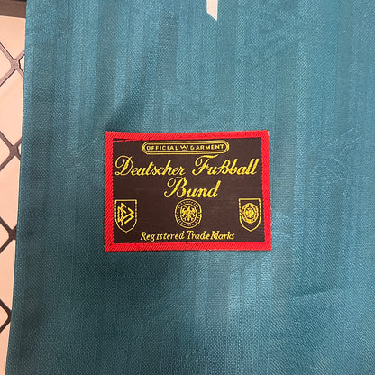 Conjunto Infantil Alemania Retro 1990s – Verde Visitante Adidas