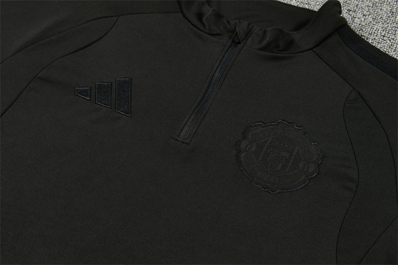Chándal Manchester United Black Edition 2026/27 – Conjunto de Entrenamiento