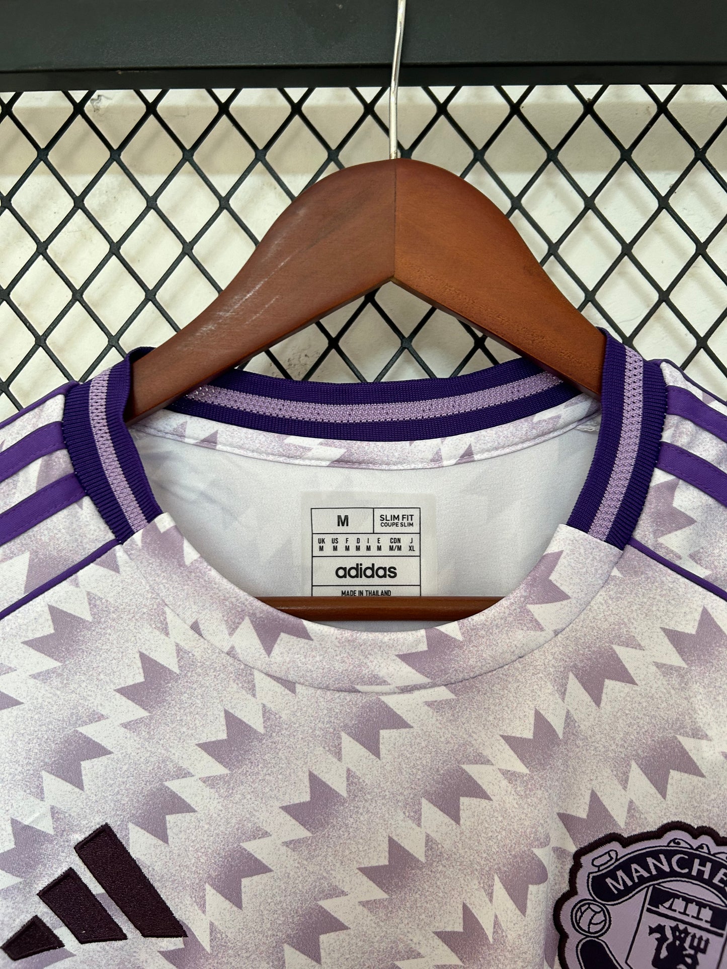 Manchester United 25/26 – Camiseta Alternativa