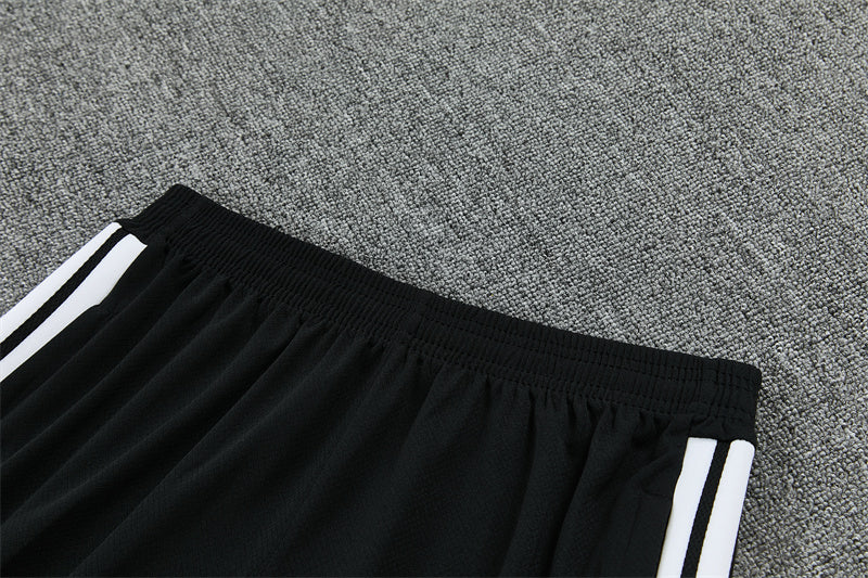Conjunto Liverpool Entrenamiento Blanco 26/27