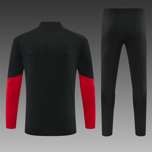 Chándal Manchester United Entrenamiento – Negro y Rojo