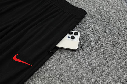 Paris Saint-Germain temporada 25/26 – Versión negra