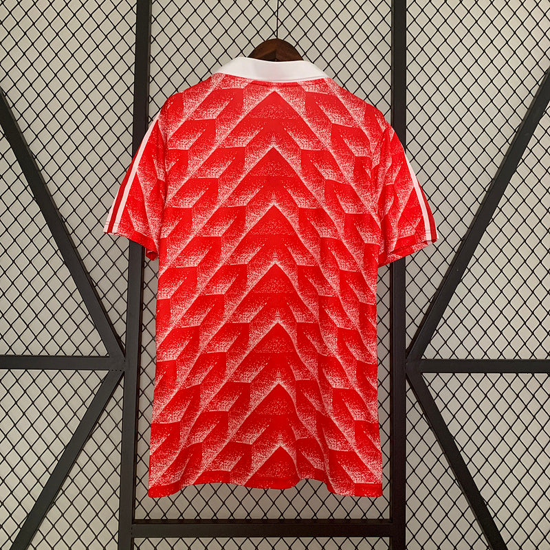 Camiseta Unión Soviética Home Adidas – Diseño Retro Chevron (Finales de los 80)