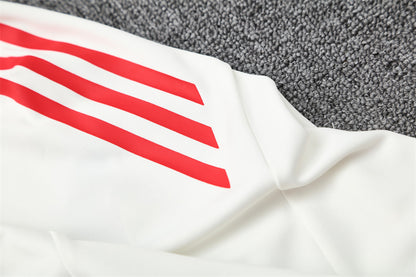 LIVERPOOL FC – KIT DE ENTRENAMIENTO 2025/26